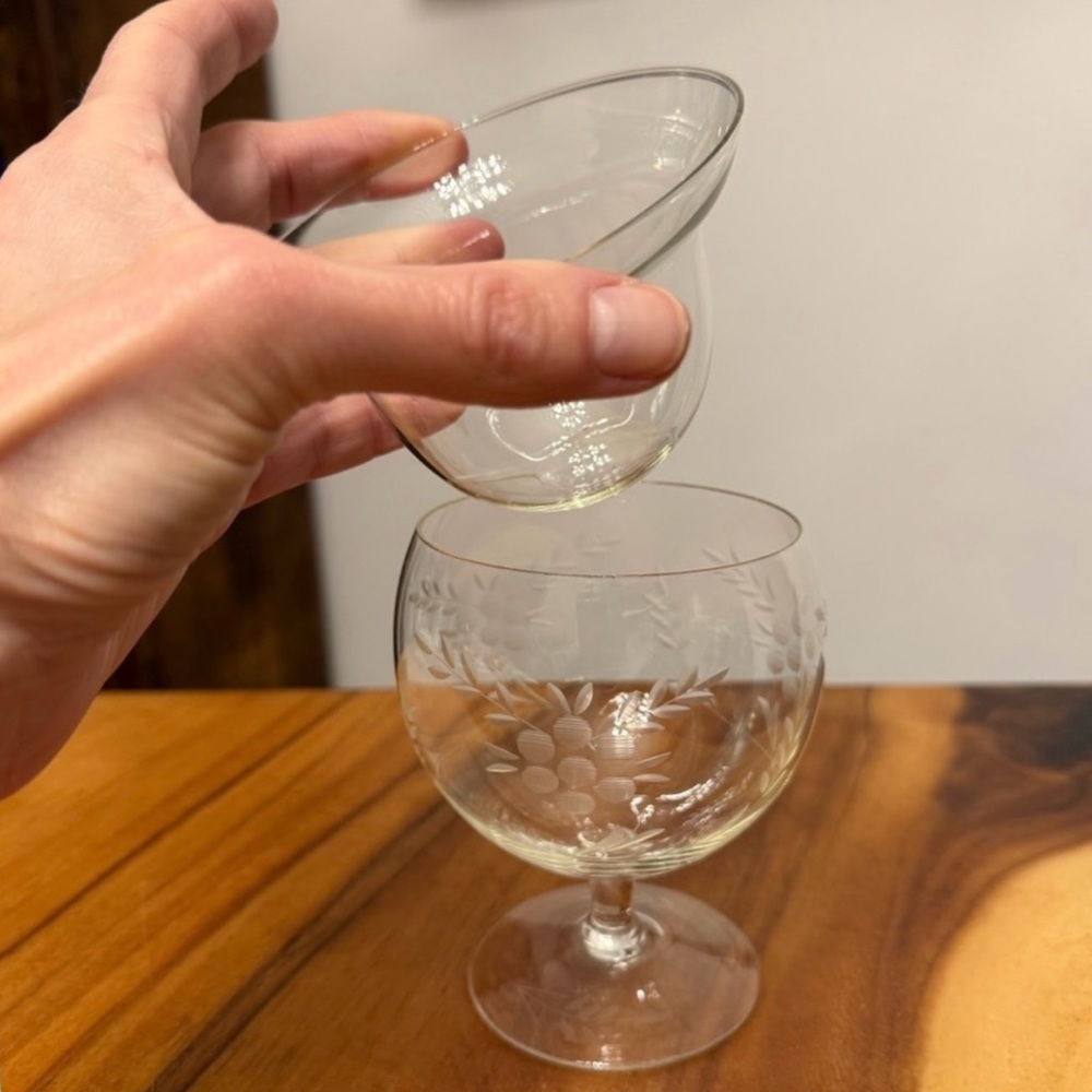 Cocktail Glasses Vintage 1940's with ice liner to keep drinks cold (5)